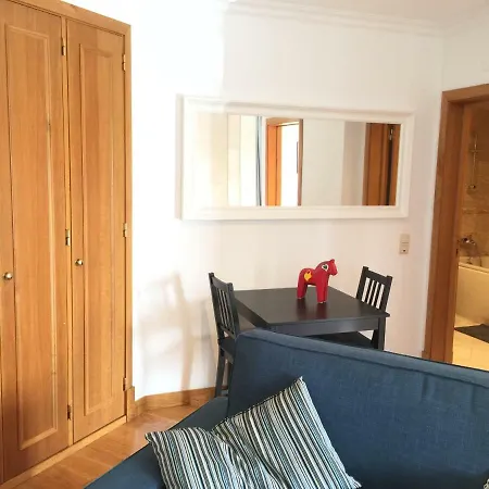 8 Bit Building - Another New شقة